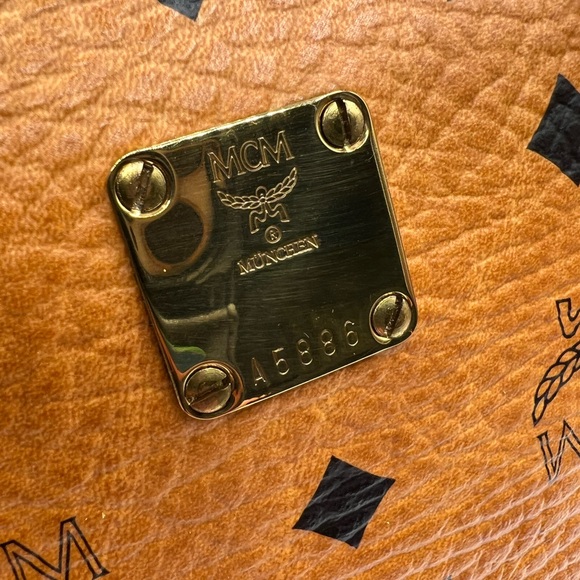 🔥MCM Alma visetos cognac 2 way bag EUC 🔥made in Germany with COA - Picture 5 of 16